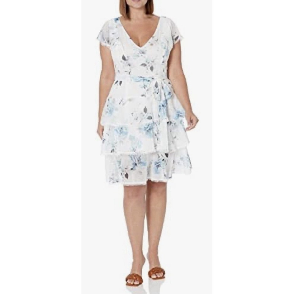 CITY CHIC Women's Plus Size Floral Orchid Dress Shy Orchid Size Large 20 Belted